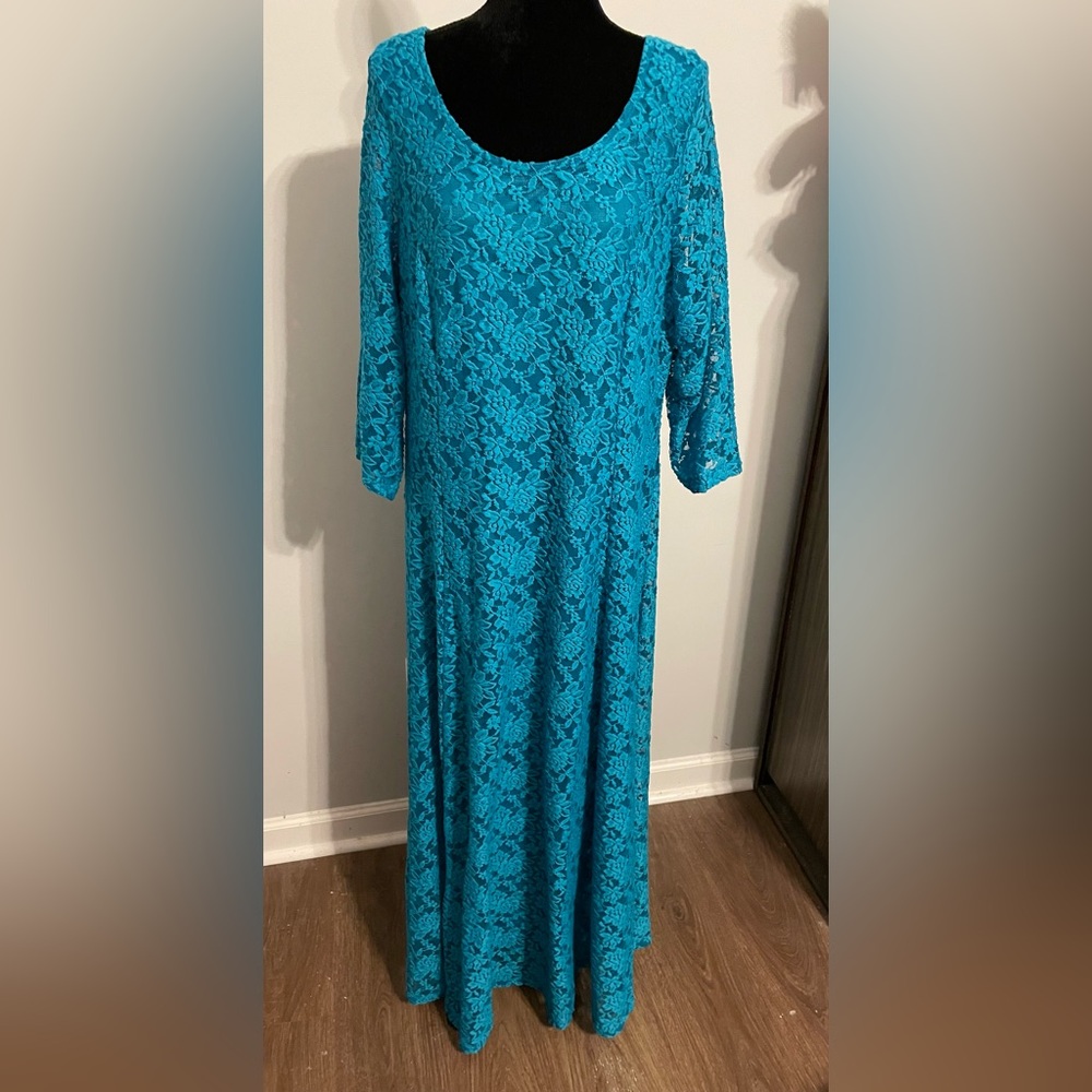 NWT Joanna Hope Lace Long Sleeve Maxi Dress